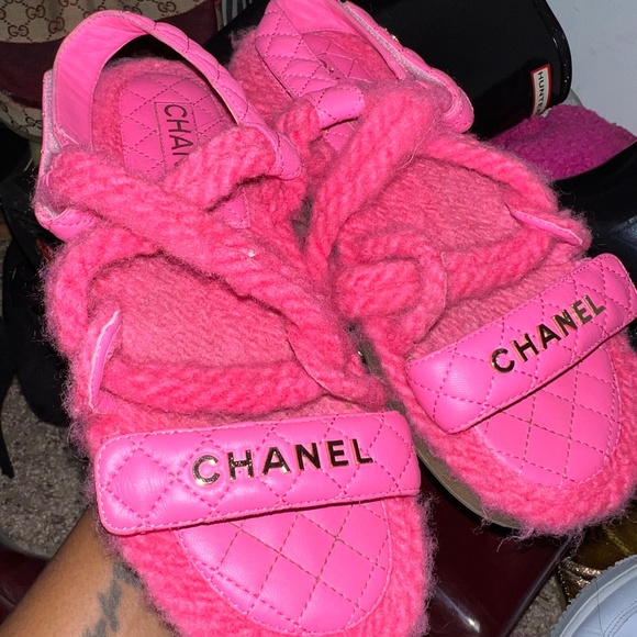 Chanel Sandal Size 39 - Picture 1 of 1